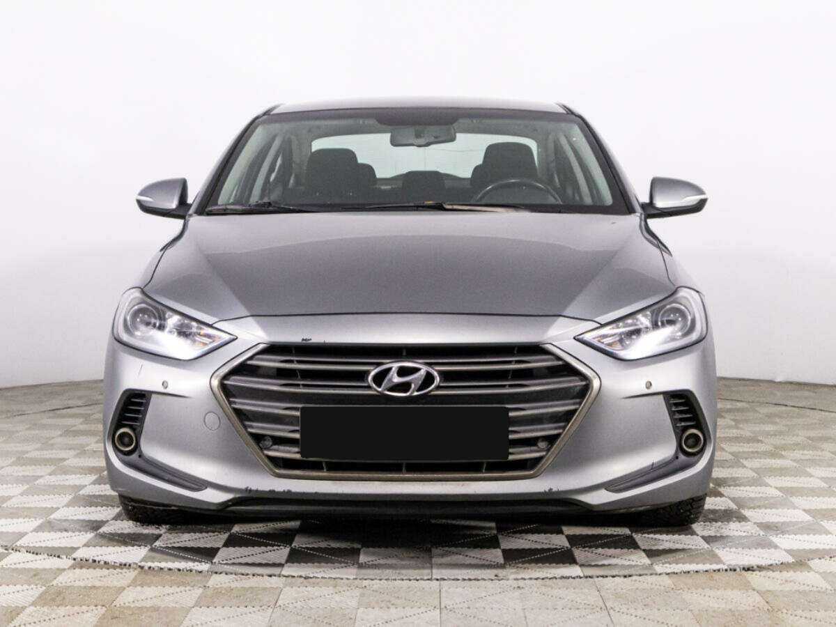 Купить Hyundai Elantra, 2018, 184 612 км, фото №2
