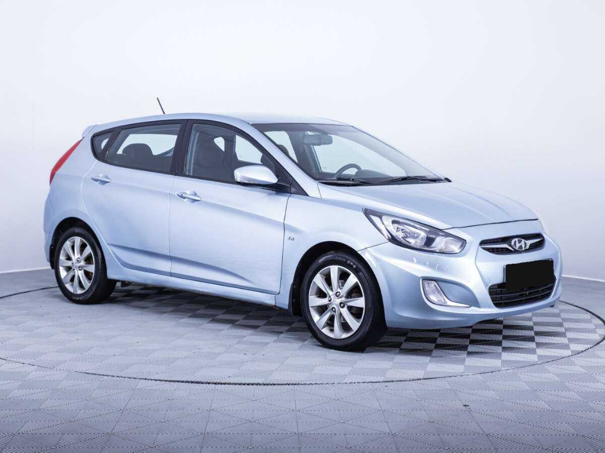 Купить Hyundai Solaris, 2012, 132 942 км, фото №3