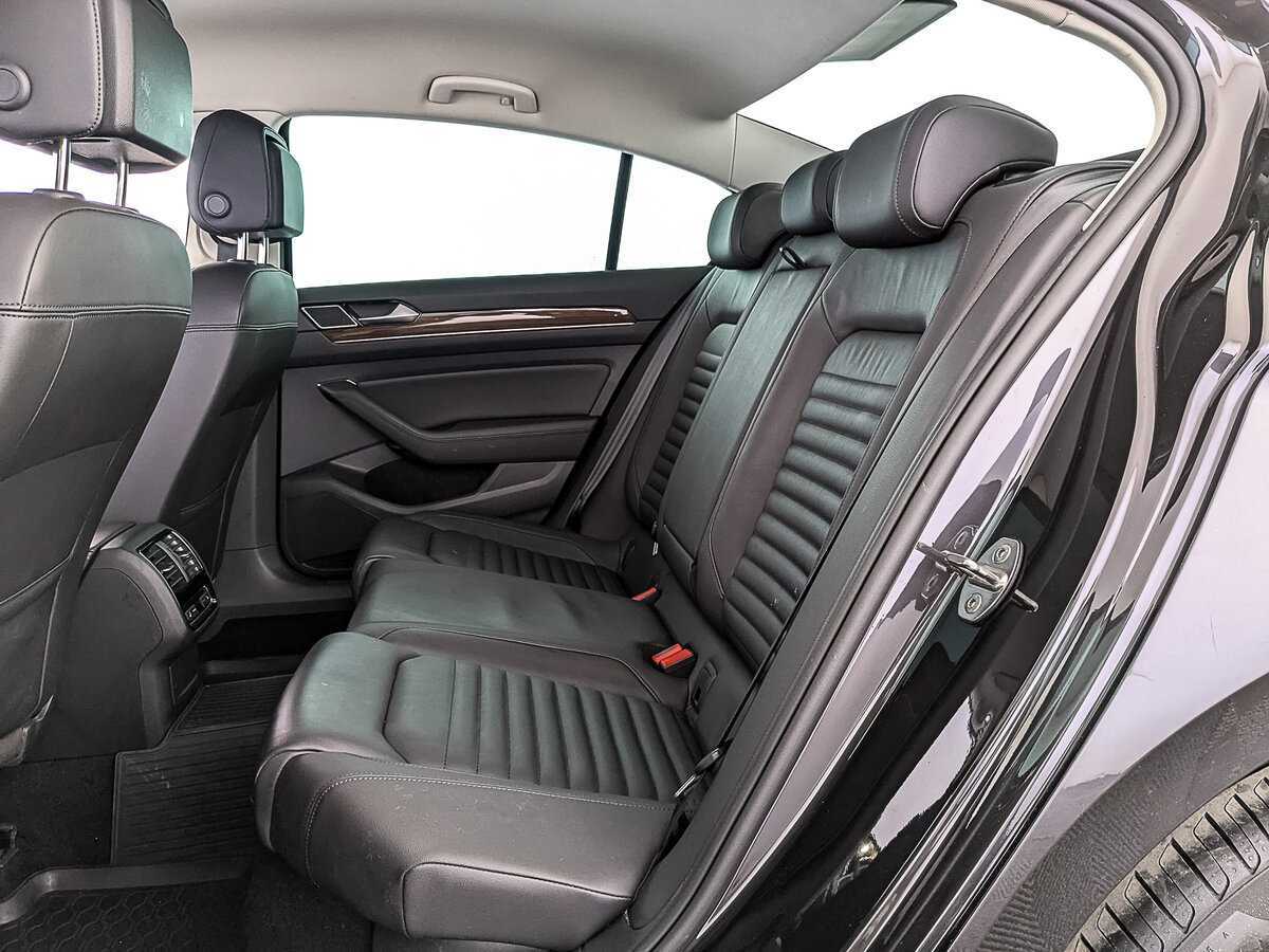 Купить Volkswagen Passat, 2019, 66 006 км, фото №18