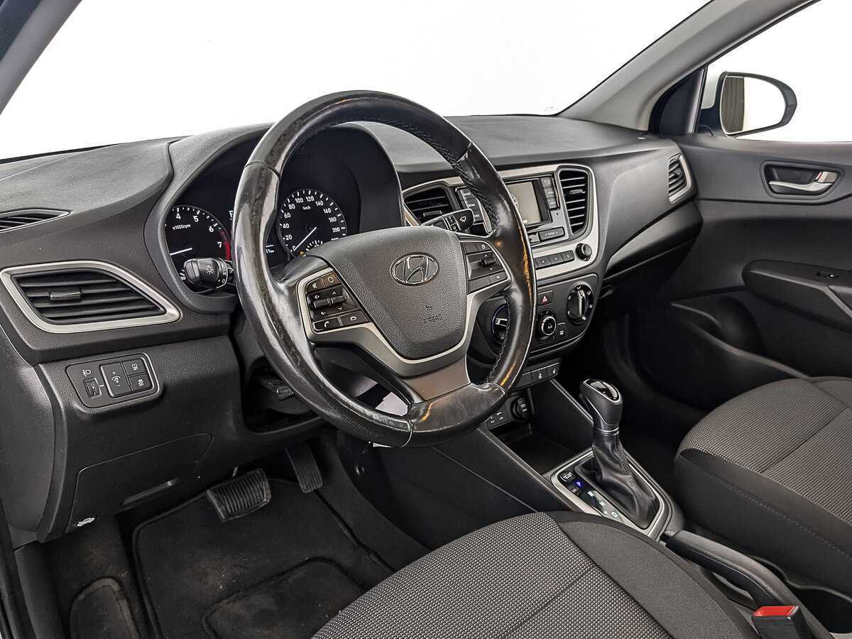 Купить Hyundai Solaris, 2017, 158 808 км, фото №15