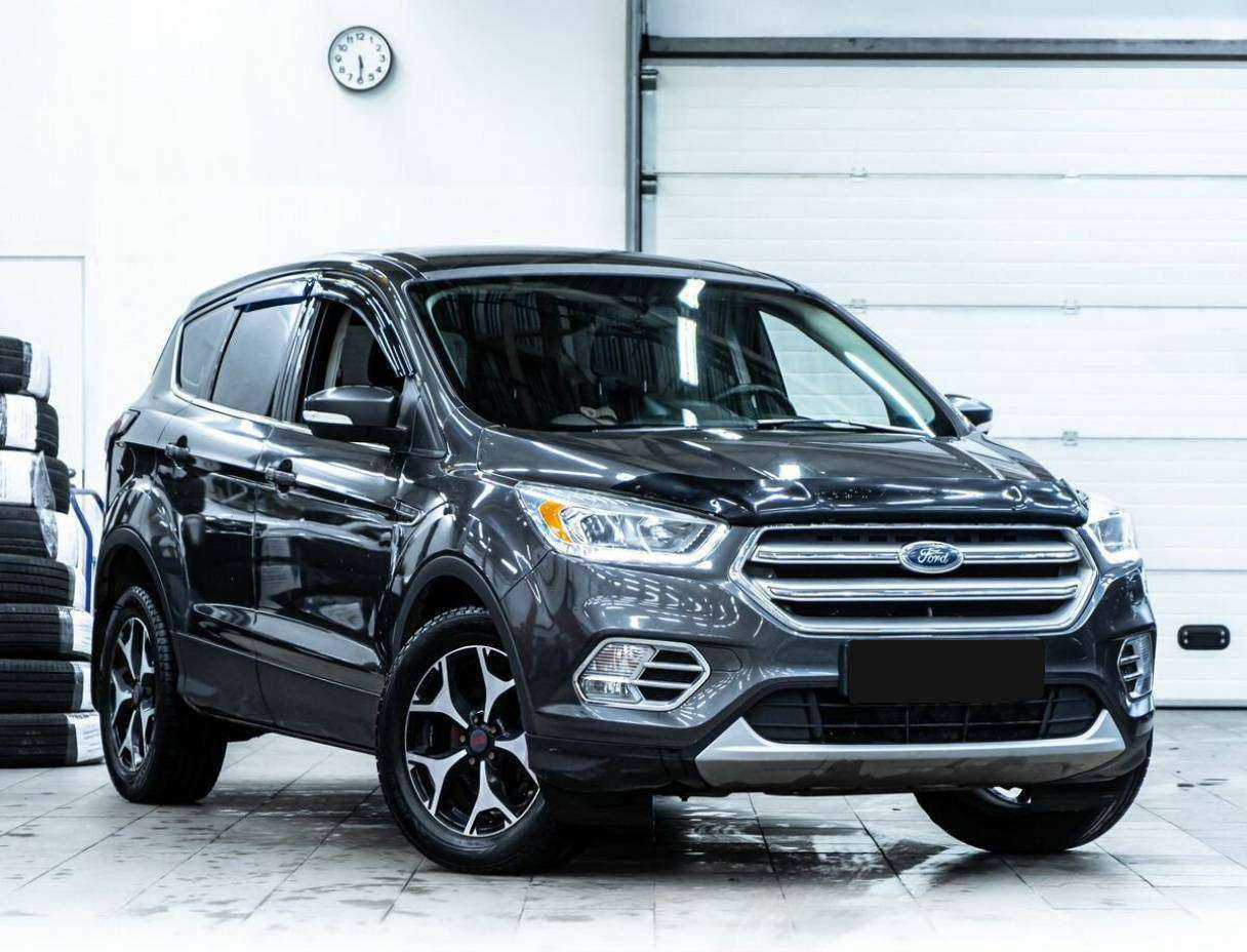 Купить Ford Kuga, 2017, 150 000 км, фото №2