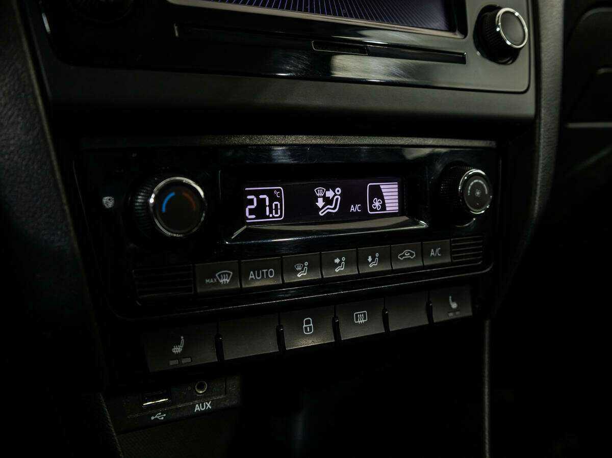 Купить Skoda Rapid, 2017, 150 344 км, фото №17