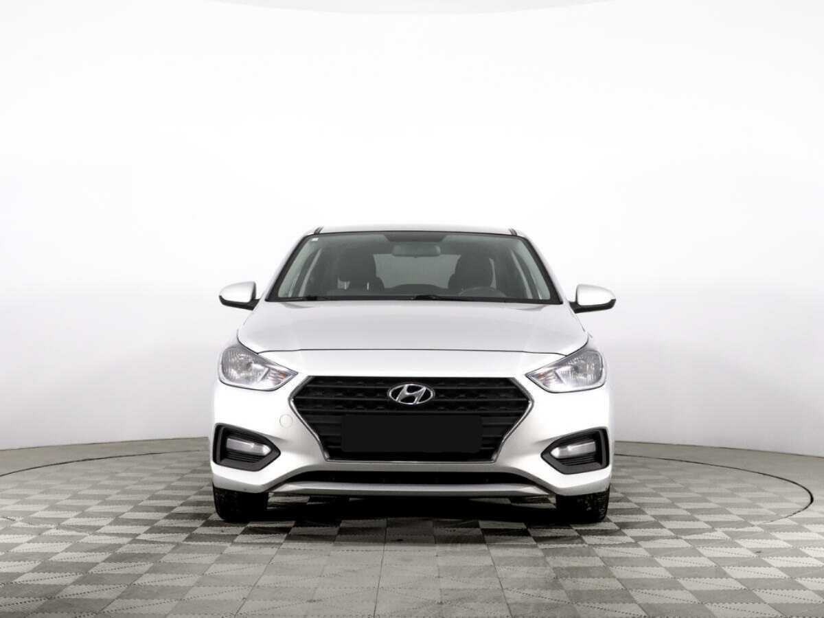 Купить Hyundai Solaris, 2019, 160 454 км, фото №2