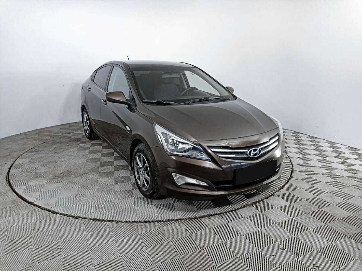Купить Hyundai Solaris, 2015, 129 004 км, фото №3