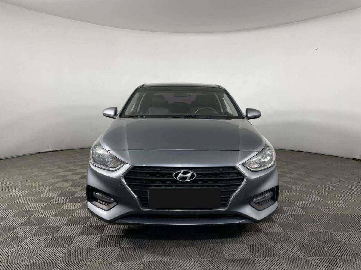 Купить Hyundai Solaris, 2017, 99 000 км, фото №2