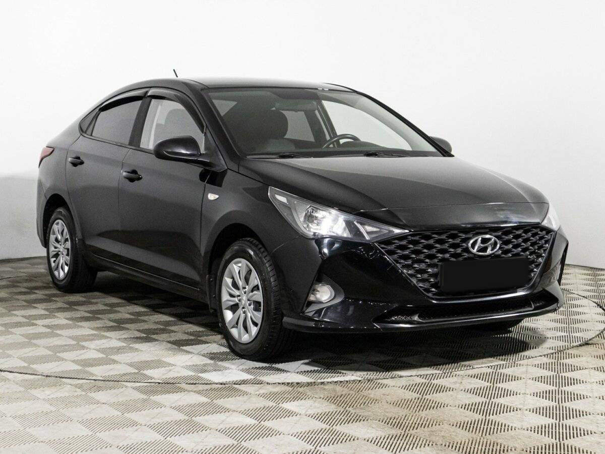 Купить Hyundai Solaris, 2021, 121 988 км, фото №3