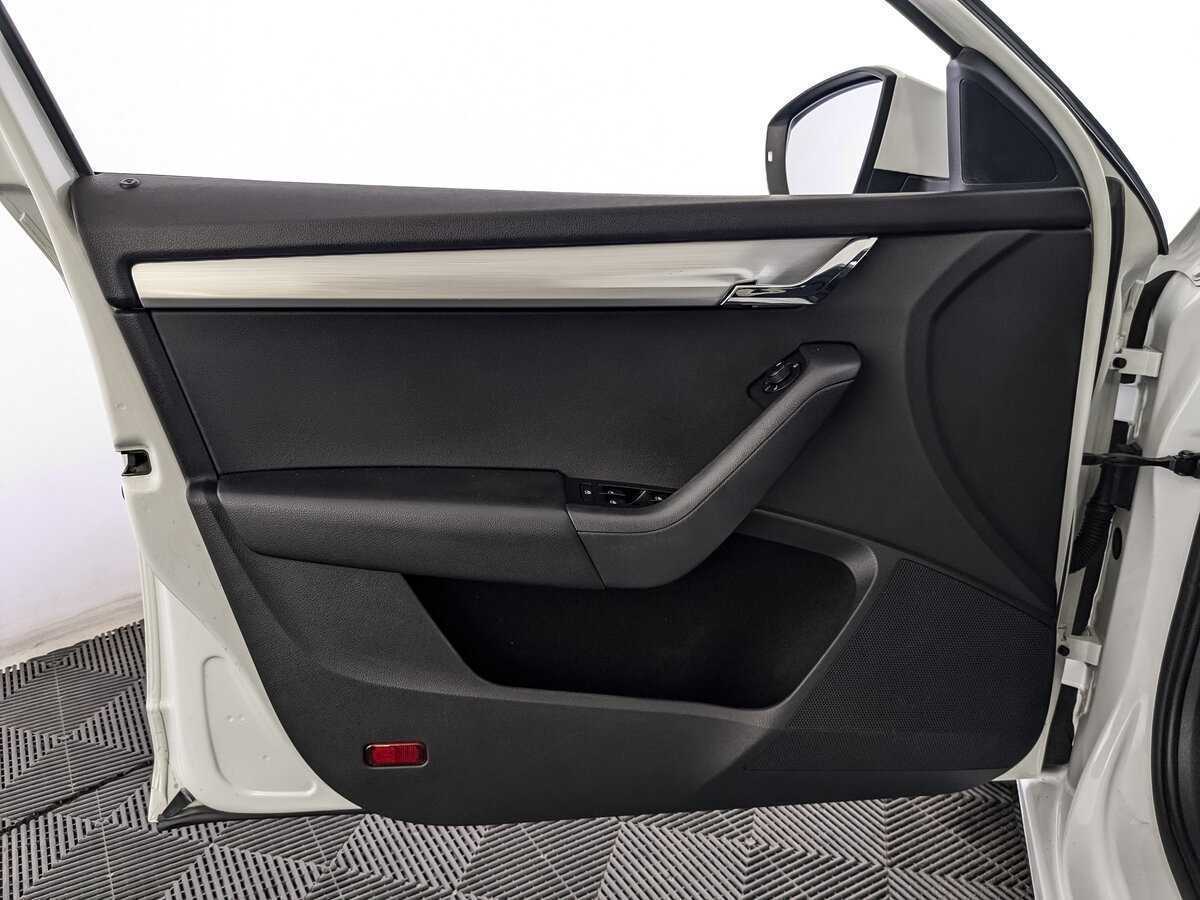 Купить Skoda Octavia, 2017, 201 226 км, фото №14