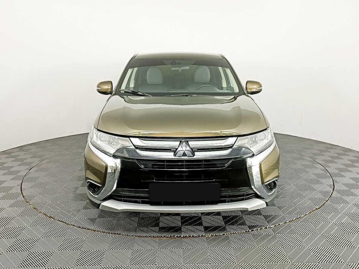 Купить Mitsubishi Outlander, 2018, 163 179 км, фото №2