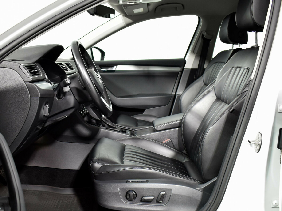 Купить Skoda Superb III, 2018, 156 585 км, фото №8