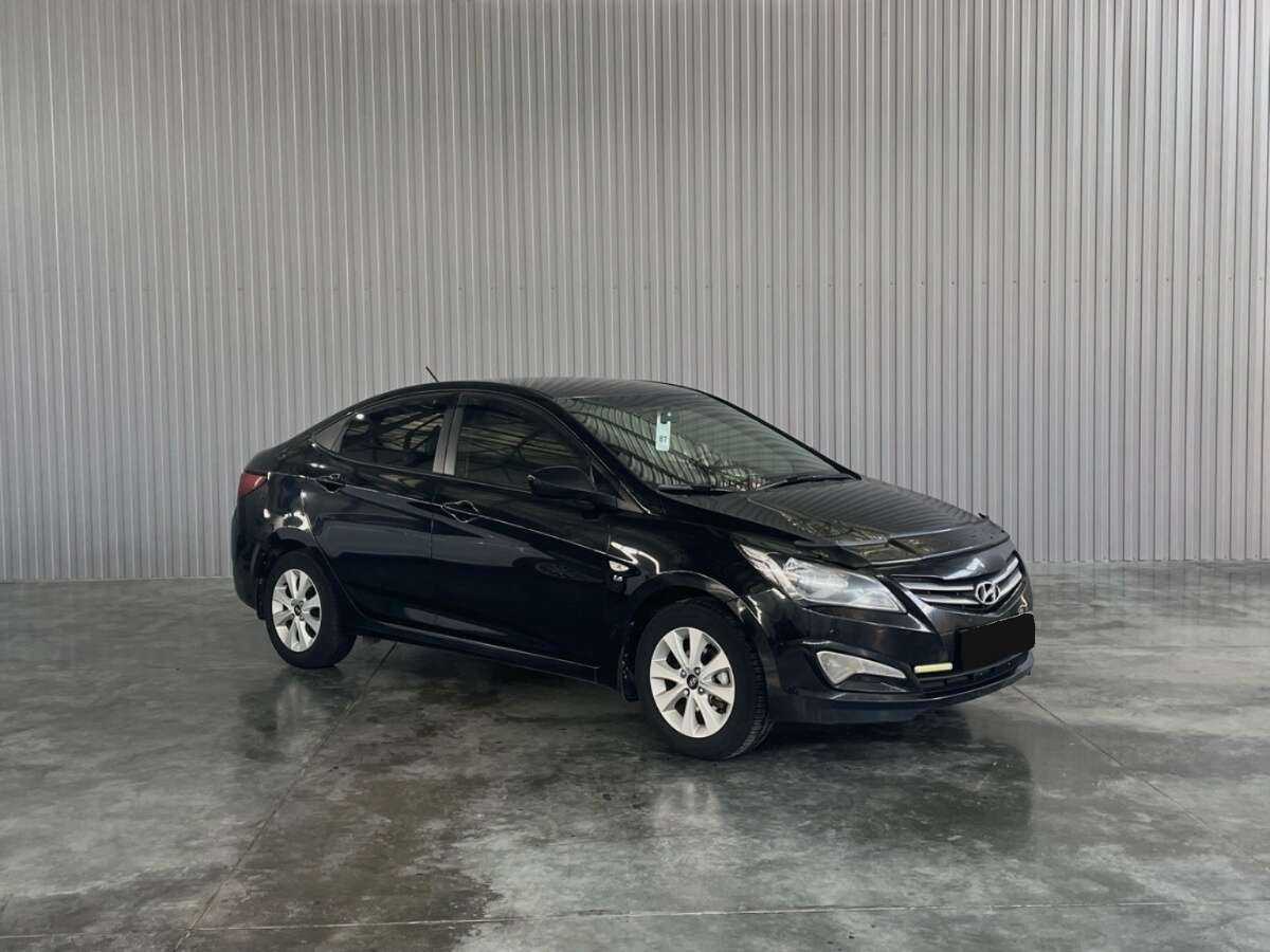 Купить Hyundai Solaris, 2016, 157 979 км, фото №3