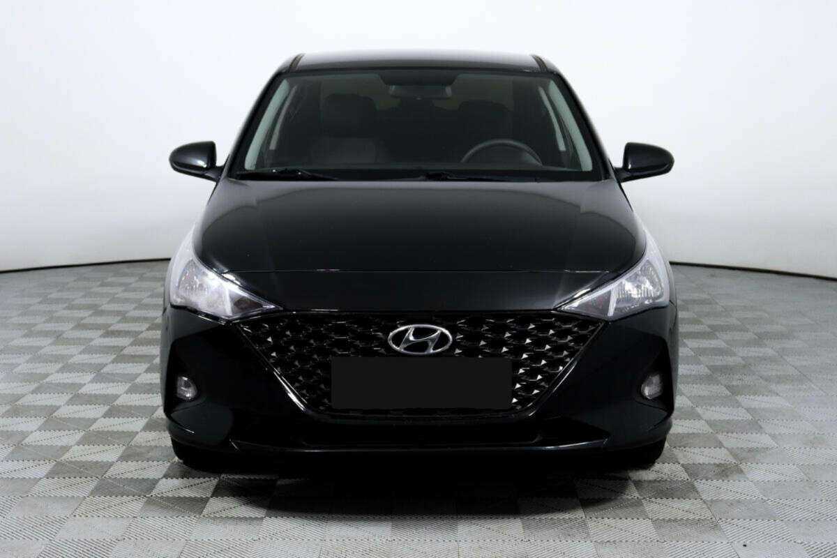 Купить Hyundai Solaris, 2021, 131 303 км, фото №2