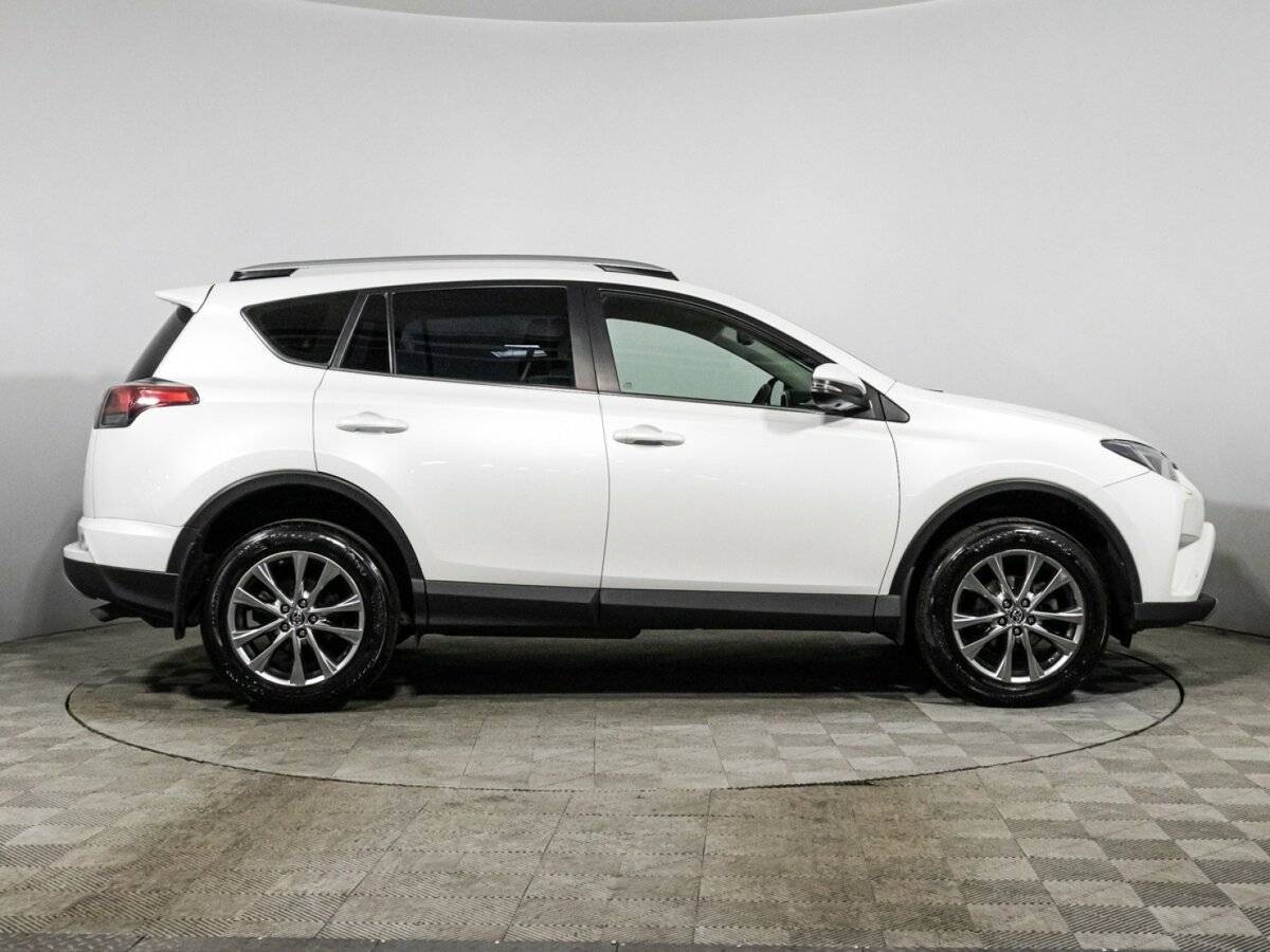 Купить Toyota RAV4, 2018, 74 000 км, фото №4