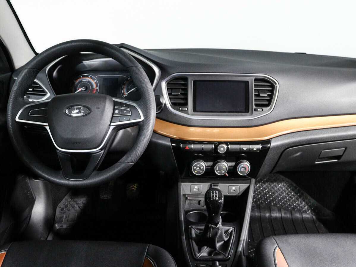 Купить Lada (ВАЗ) Vesta SW Cross, 2023, 19 300 км, фото №10