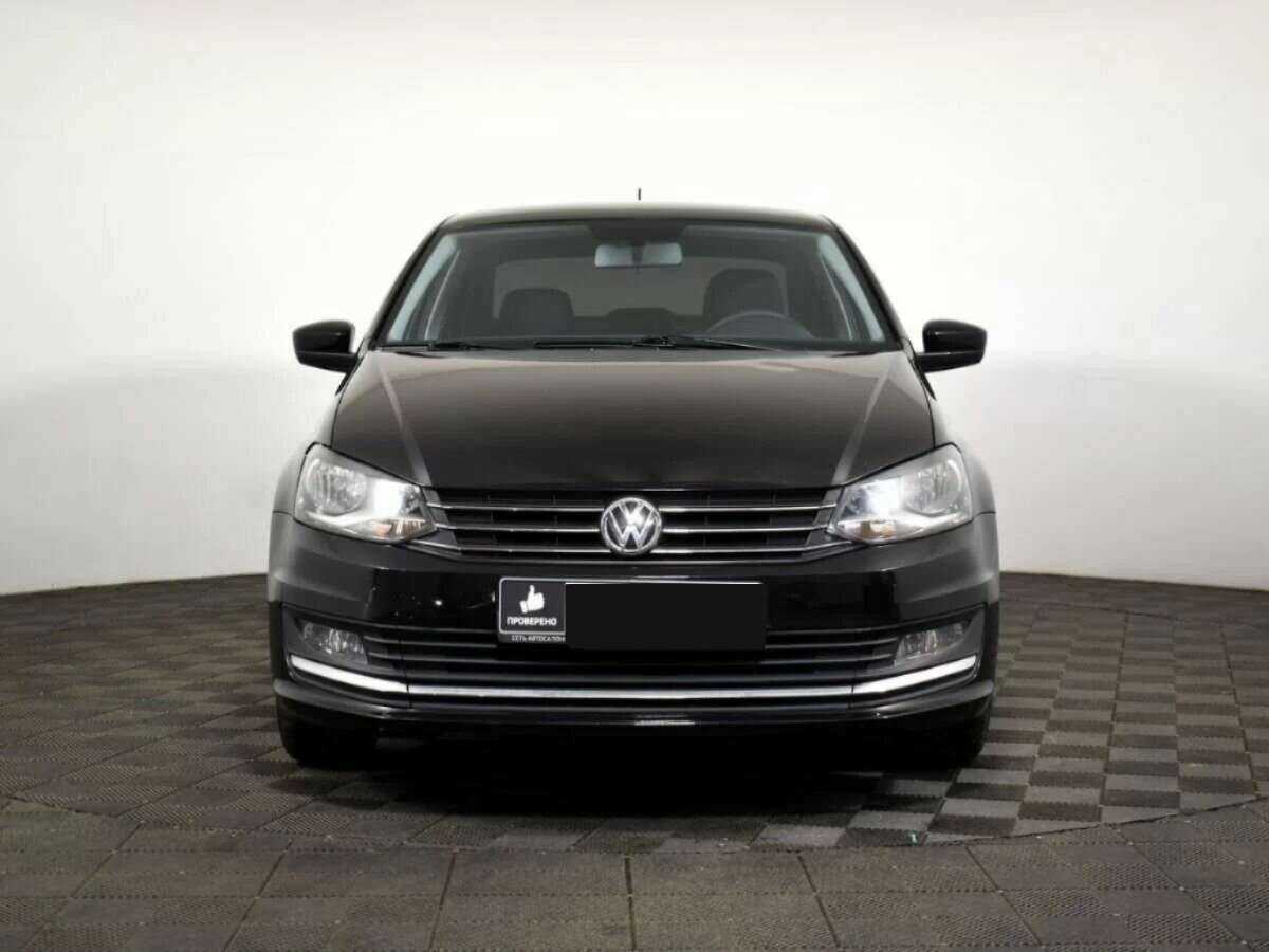 Купить Volkswagen Polo, 2017, 65 000 км, фото №2