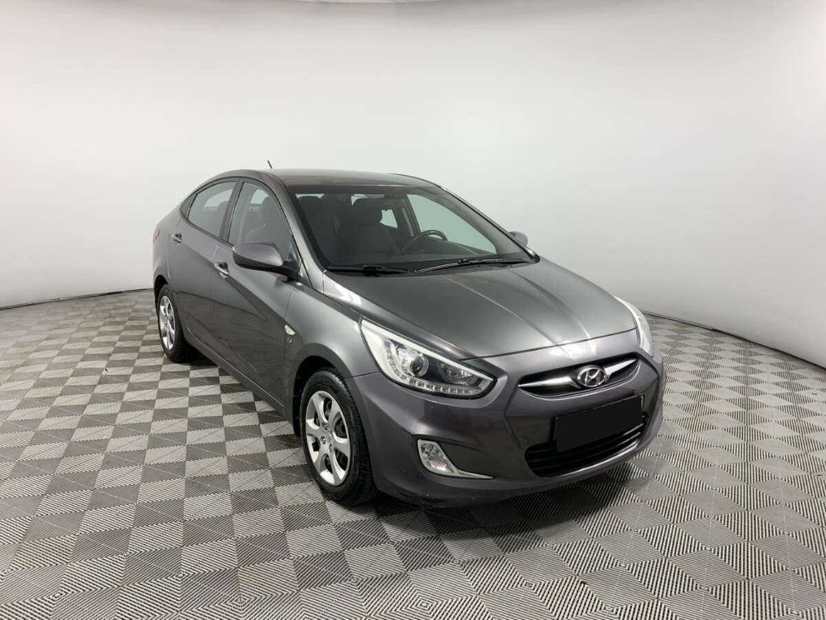 Купить Hyundai Solaris, 2013, 56 055 км, фото №3