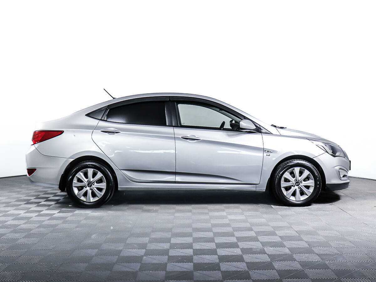 Купить Hyundai Solaris, 2016, 176 189 км, фото №3