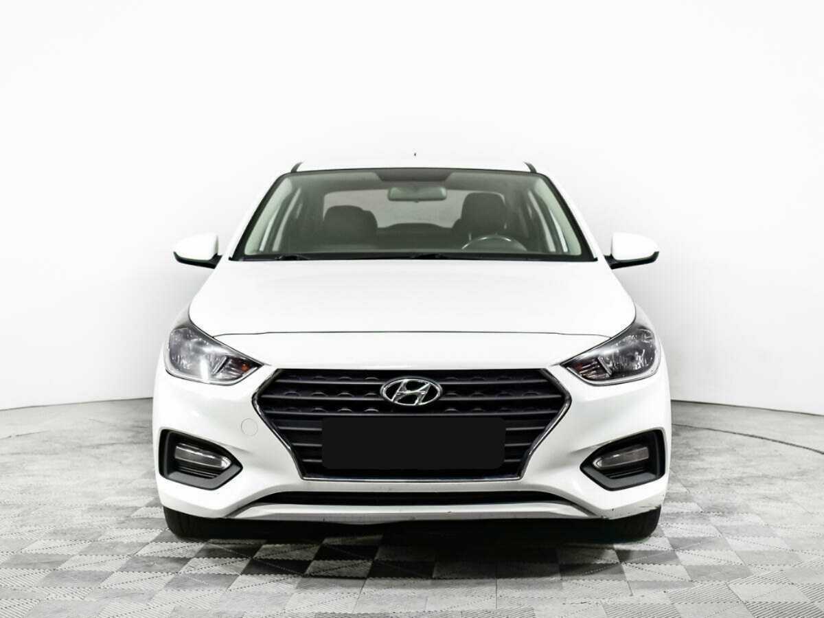 Купить Hyundai Solaris, 2017, 88 359 км, фото №2