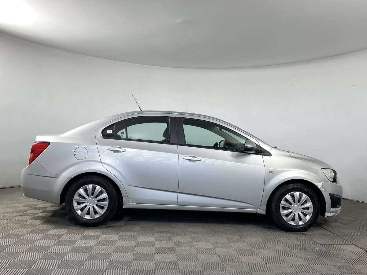 Купить Chevrolet Aveo, 2013, 135 000 км, фото №3