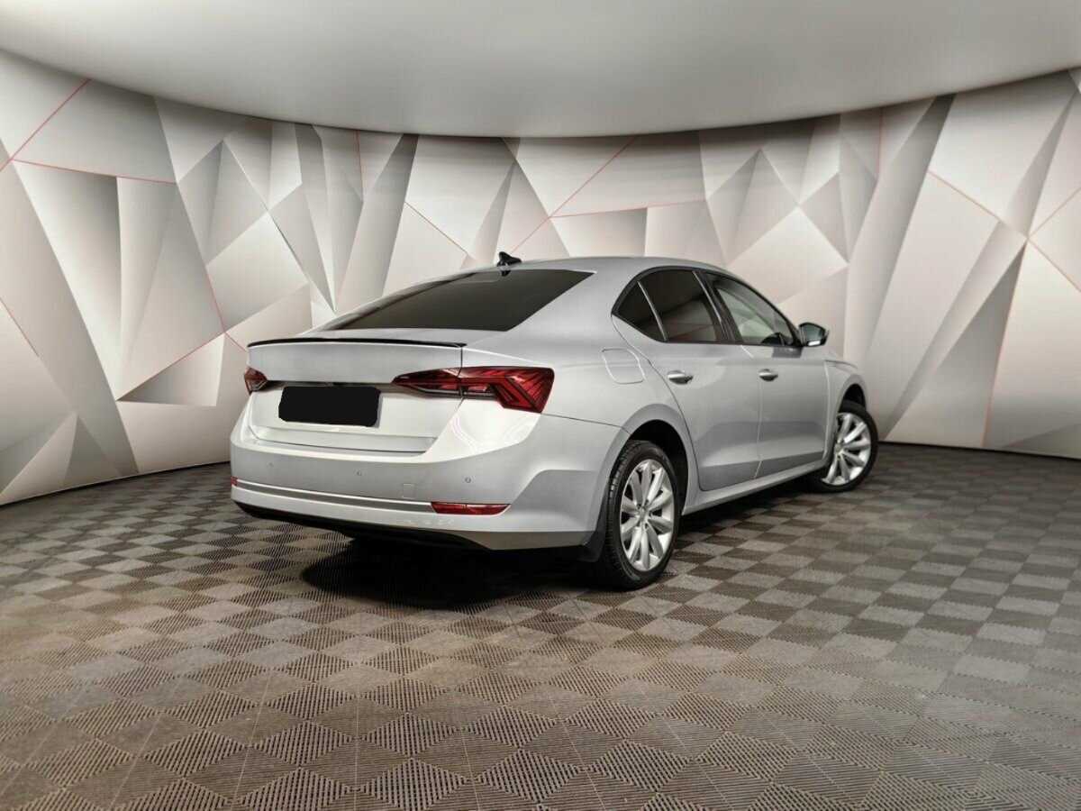 Купить Skoda Octavia, 2021, 83 733 км, фото №2