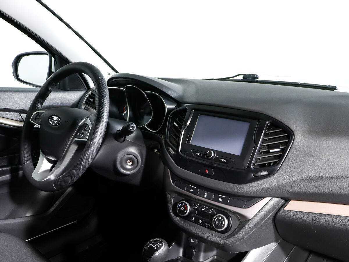 Купить Lada (ВАЗ) Vesta, 2019, 69 328 км, фото №7