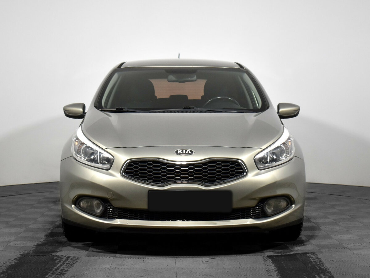 Купить Kia Ceed II, 2012, 80 486 км, фото №2