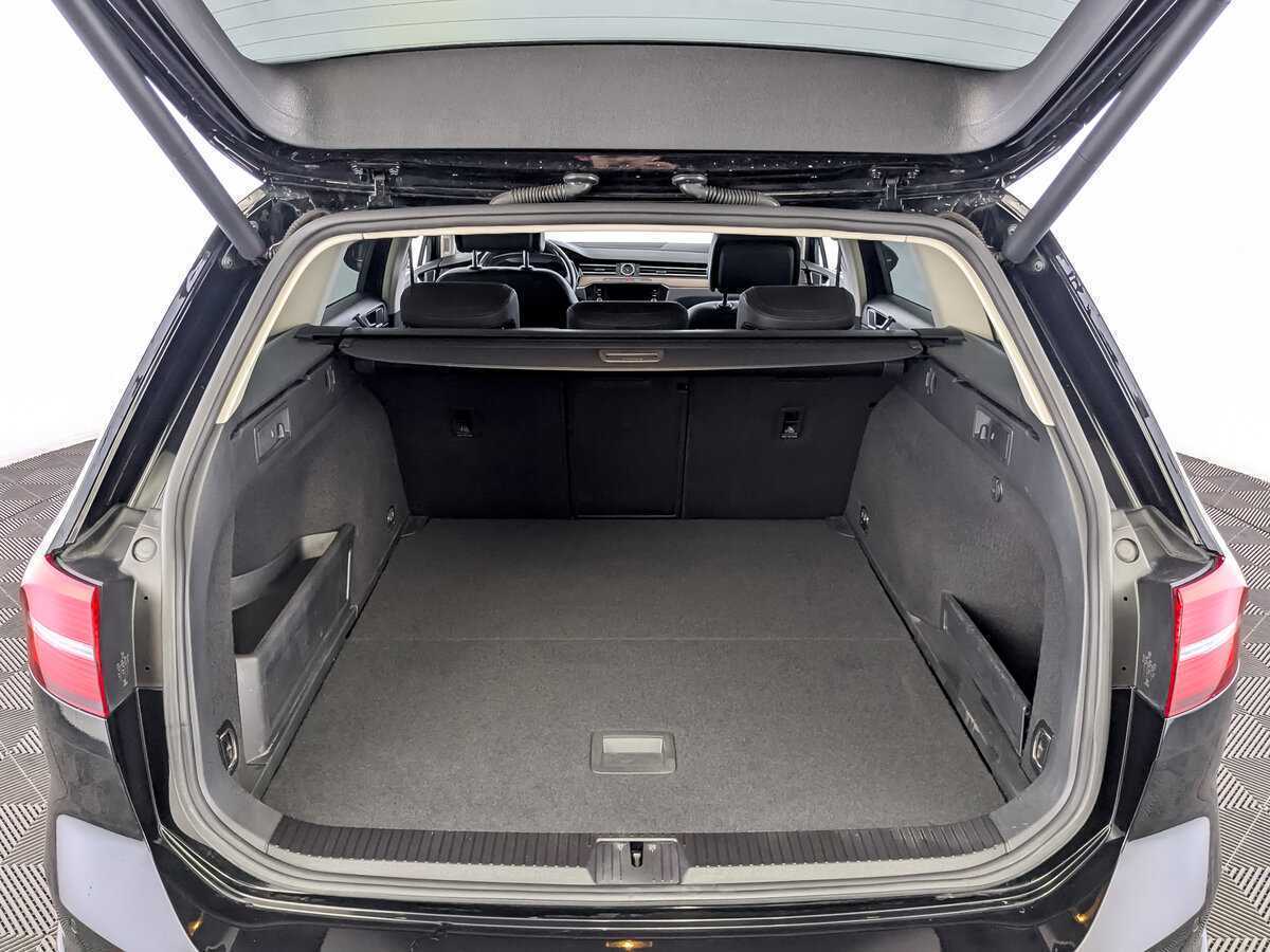 Купить Volkswagen Passat Alltrack, 2018, 146 036 км, фото №10