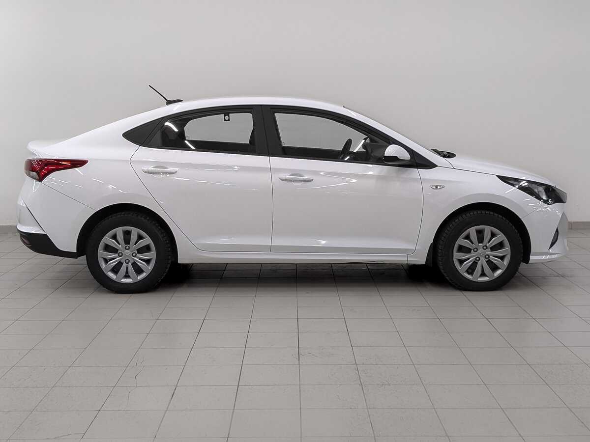 Купить Hyundai Solaris, 2021, 22 226 км, фото №4