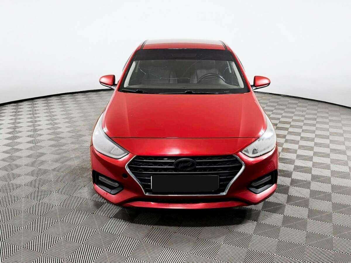 Купить Hyundai Solaris, 2019, 168 121 км, фото №2