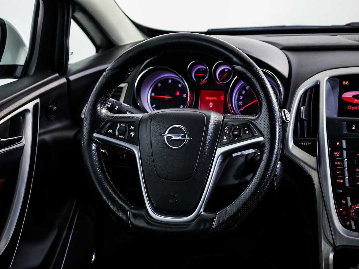 Купить Opel Astra GTC, 2012, 193 645 км, фото №10