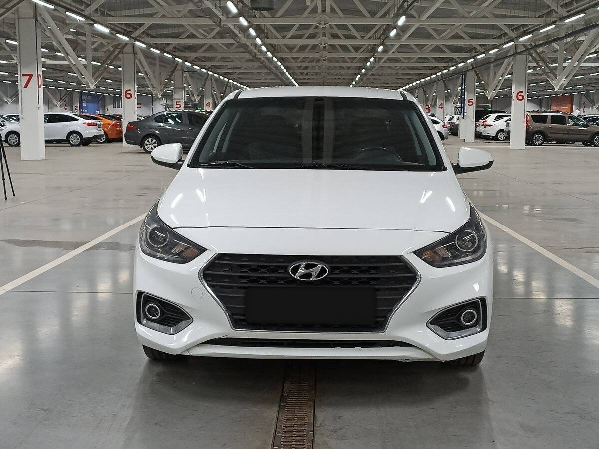 Купить Hyundai Solaris, 2019, 170 002 км, фото №2