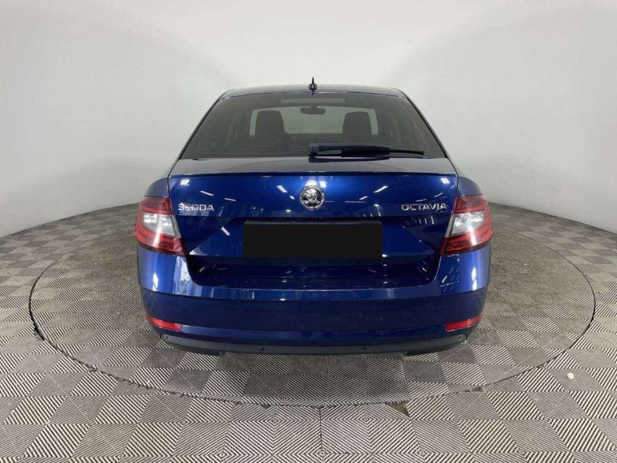 Купить Skoda Octavia, 2017, 114 832 км, фото №3