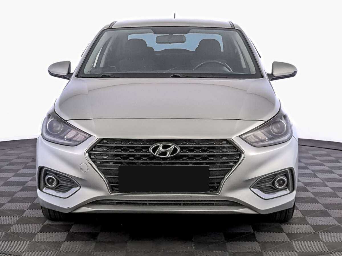 Купить Hyundai Solaris, 2019, 110 373 км, фото №2