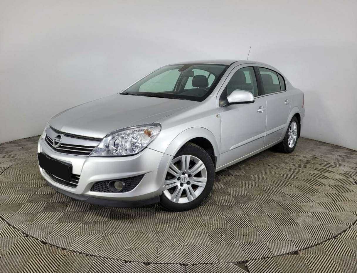 Купить Opel Astra, 2012, 117 000 км, фото №1