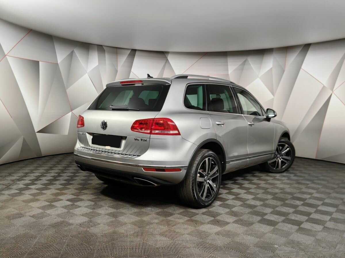 Купить Volkswagen Touareg, 2017, 64 869 км, фото №2