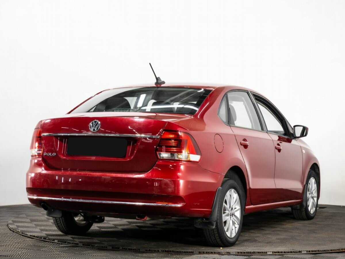 Купить Volkswagen Polo, 2017, 93 000 км, фото №2