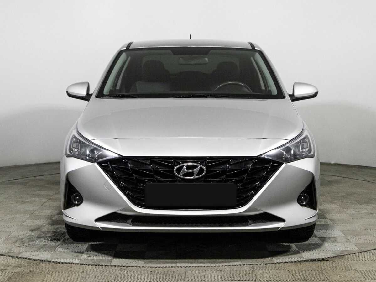 Купить Hyundai Solaris, 2022, 103 300 км, фото №2