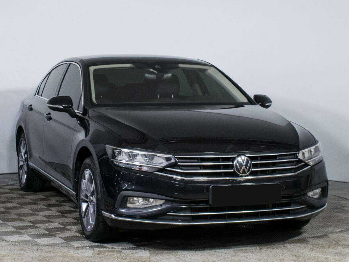 Купить Volkswagen Passat, 2021, 70 000 км, фото №3