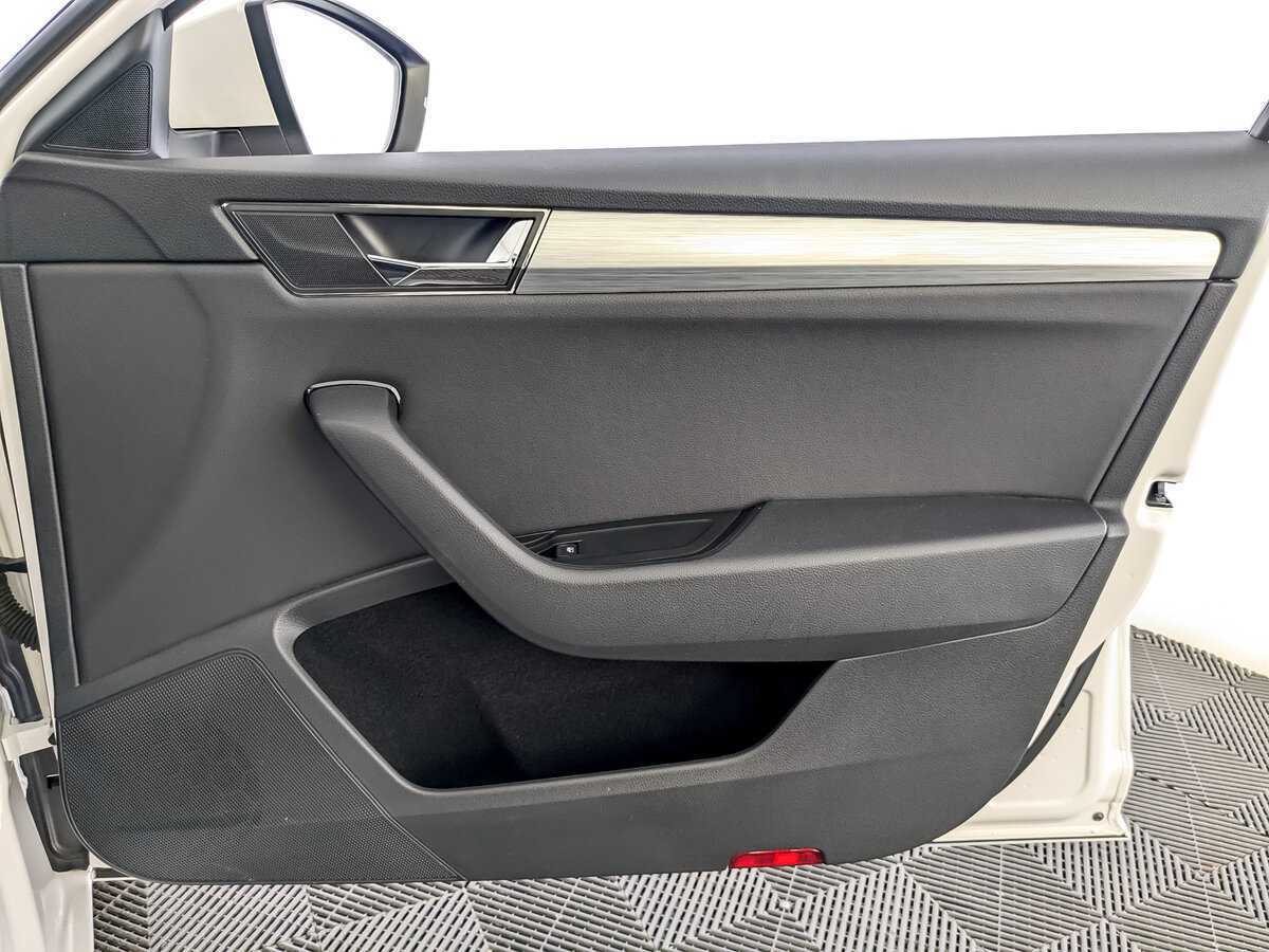 Купить Skoda Superb, 2021, 28 189 км, фото №20