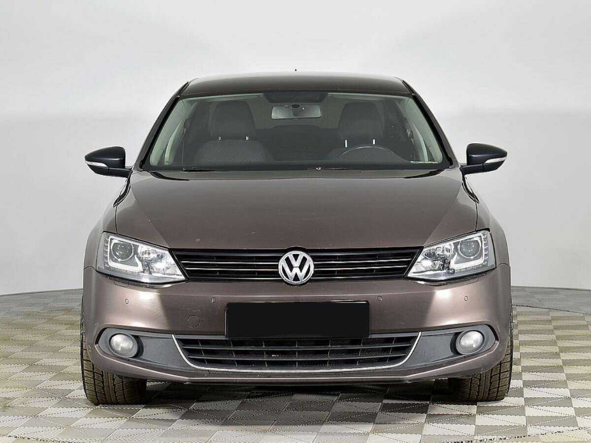 Купить Volkswagen Jetta, 2014, 215 750 км, фото №3