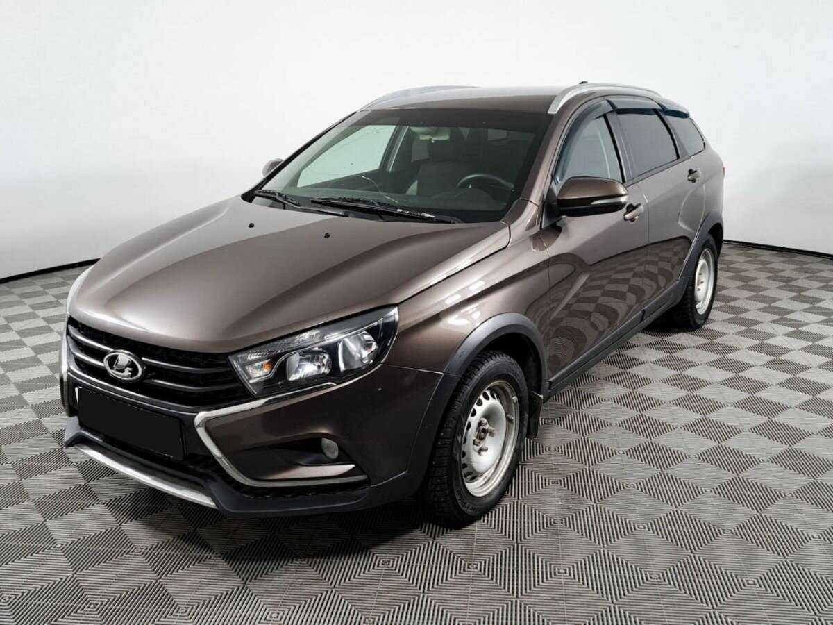 Купить Lada (ВАЗ) Vesta SW Cross, 2017, 105 522 км, фото №1