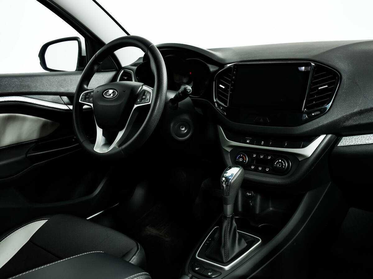 Купить Lada (ВАЗ) Vesta SW Cross, 2021, 13 250 км, фото №9