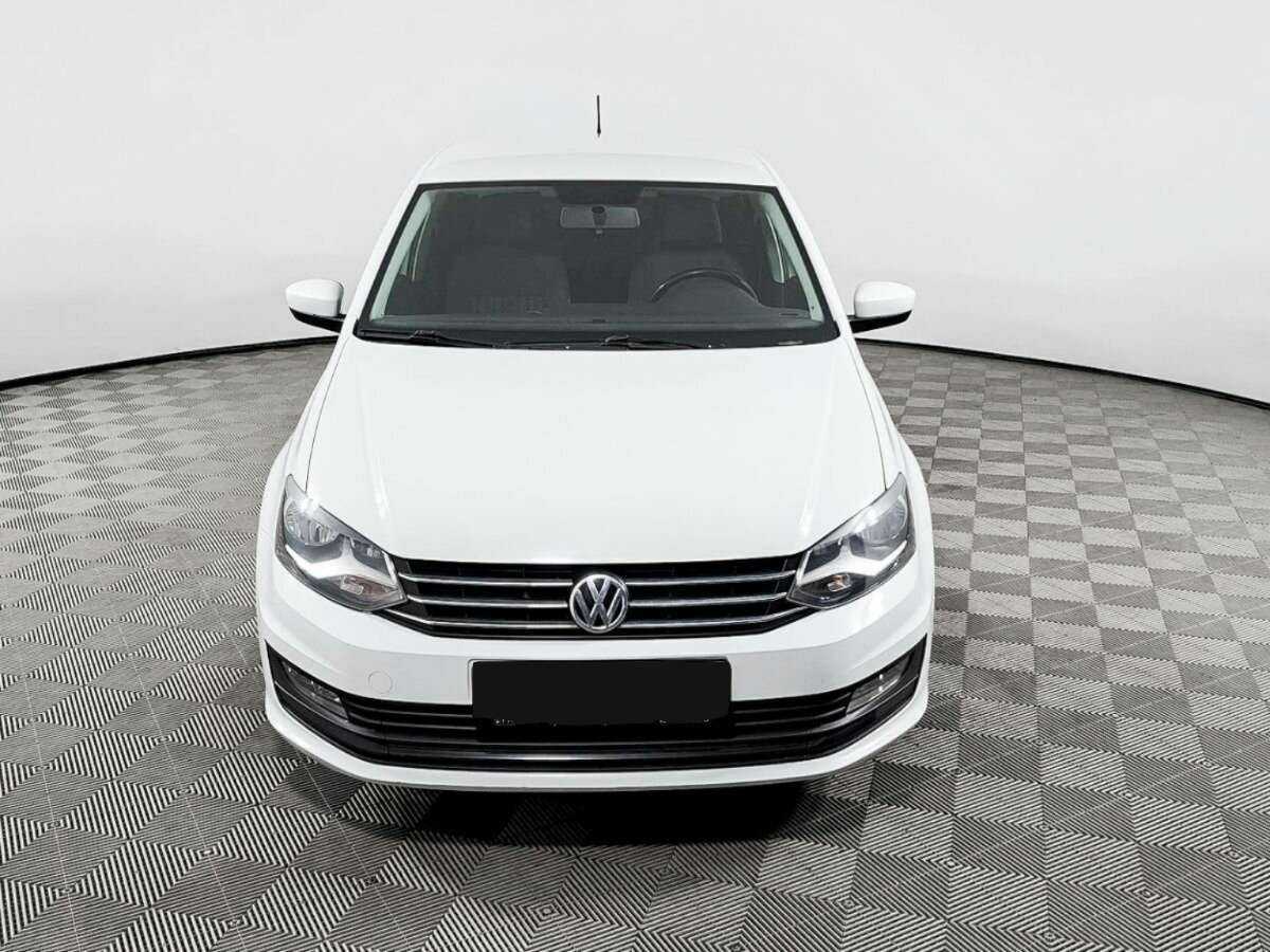 Купить Volkswagen Polo, 2015, 112 405 км, фото №2