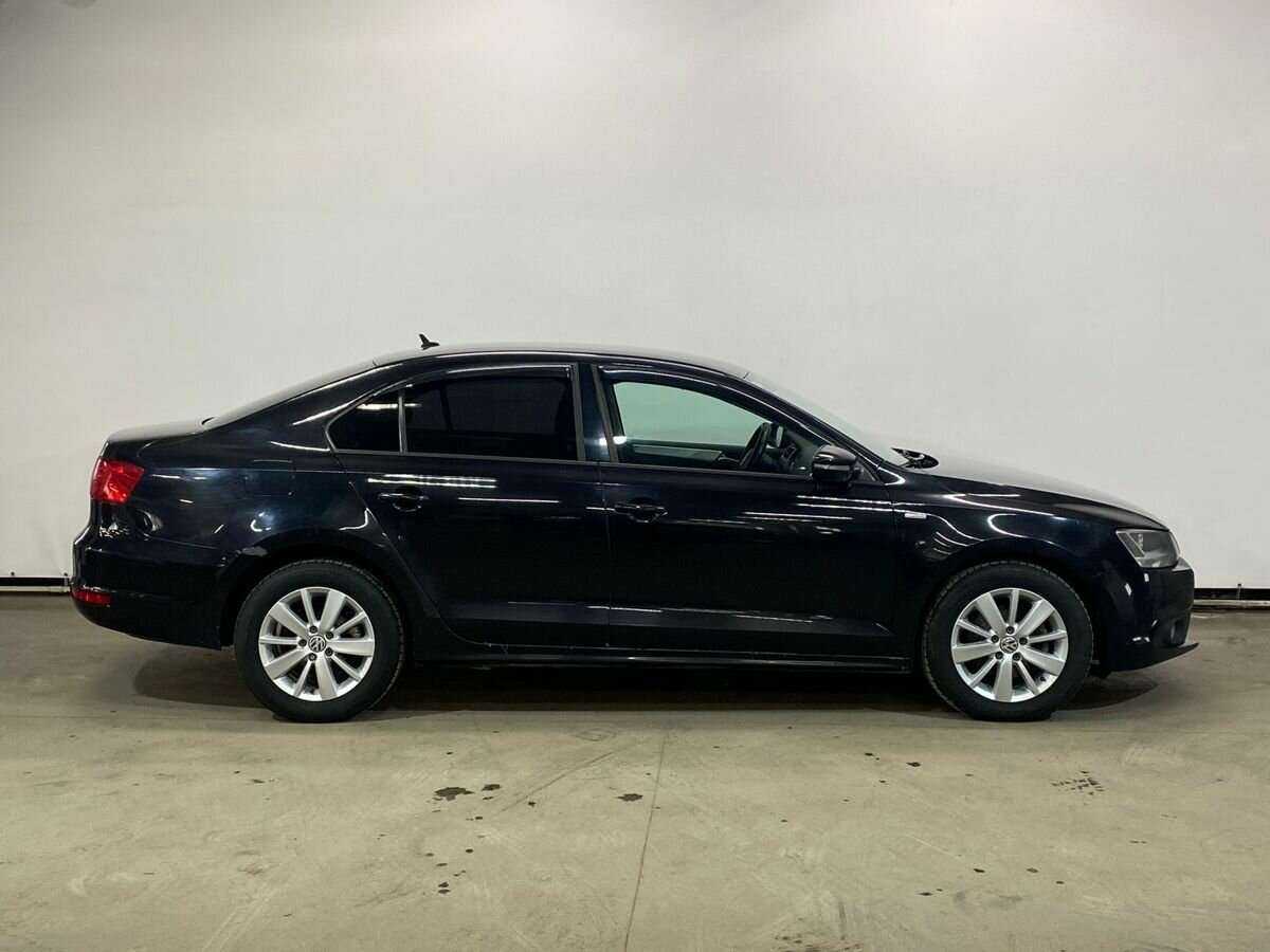 Купить Volkswagen Jetta, 2013, 125 800 км, фото №4