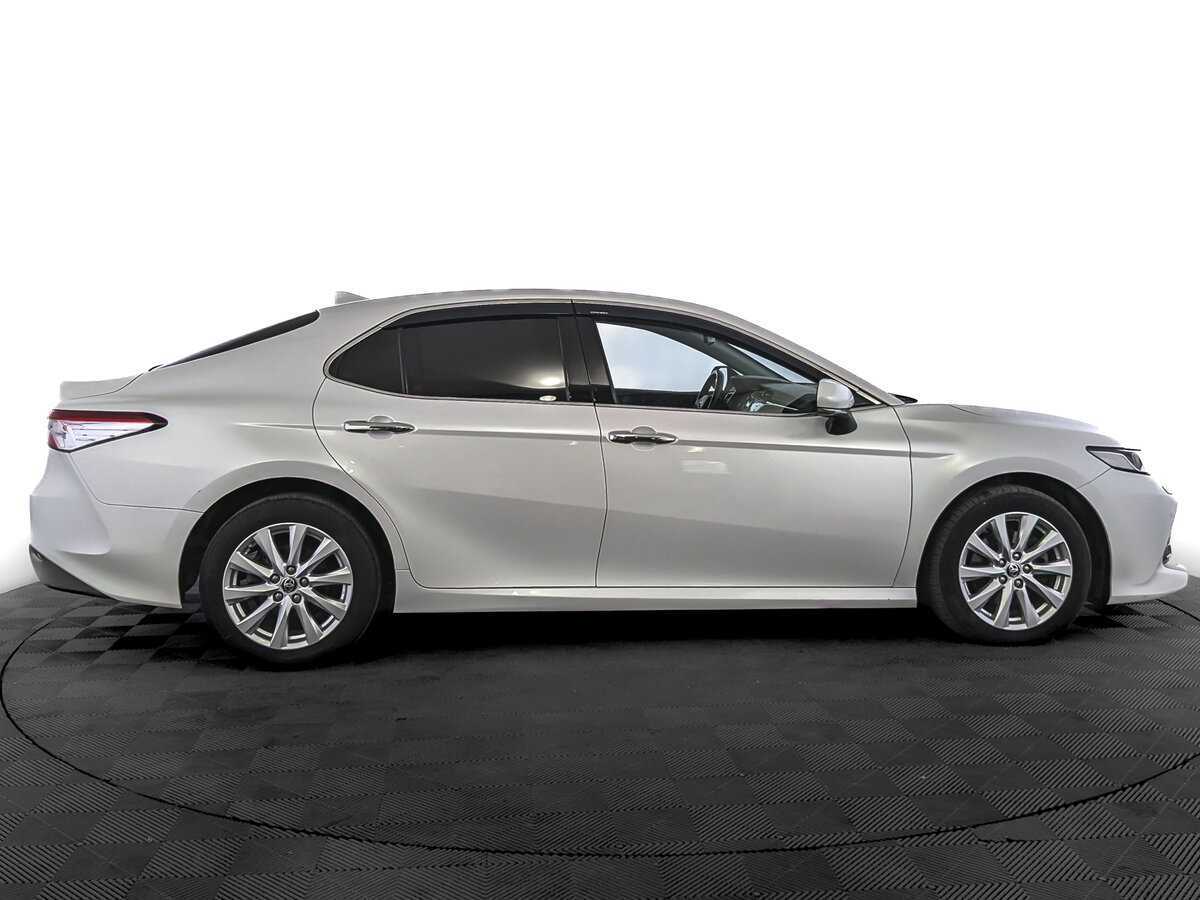 Купить Toyota Camry, 2021, 68 105 км, фото №4