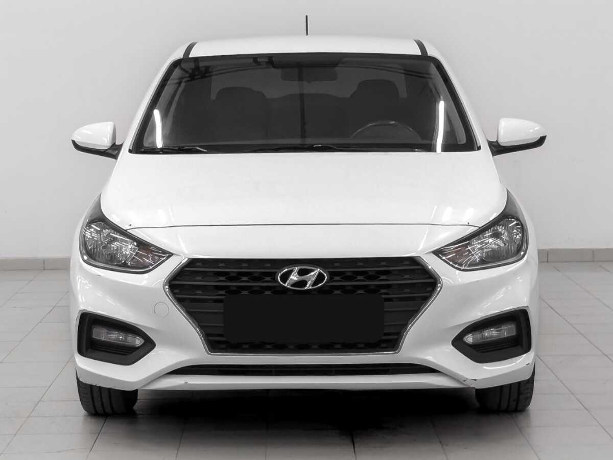 Купить Hyundai Solaris, 2017, 107 457 км, фото №2