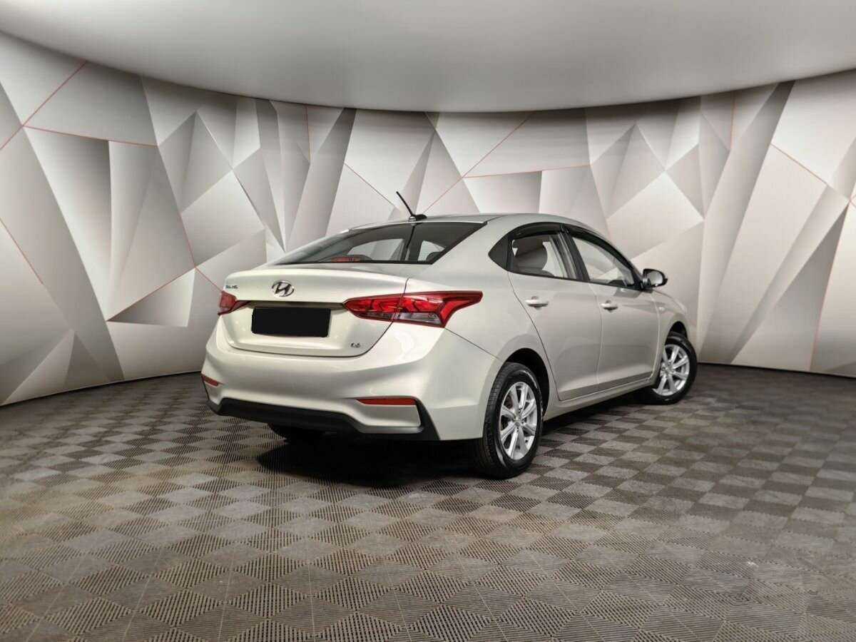 Купить Hyundai Solaris, 2019, 50 853 км, фото №2