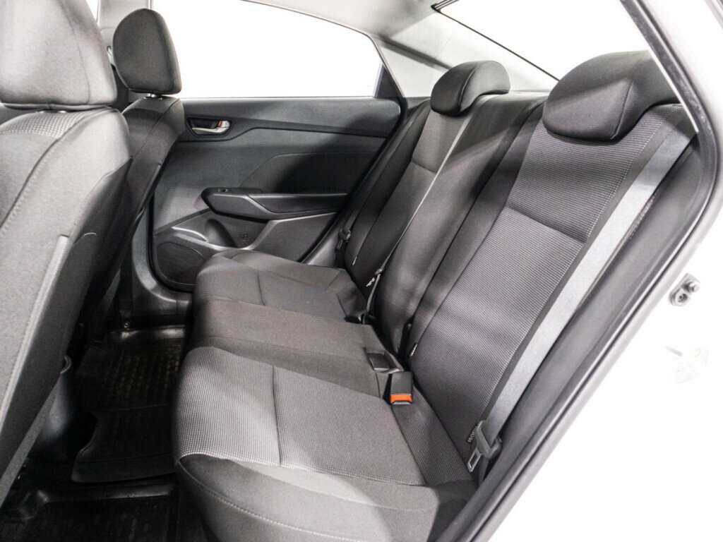 Купить Hyundai Solaris, 2018, 108 550 км, фото №10