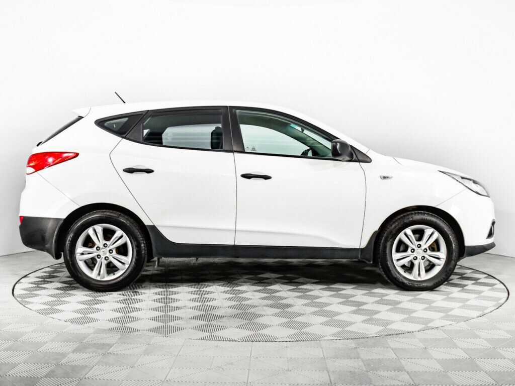 Купить Hyundai ix35, 2012, 110 574 км, фото №4