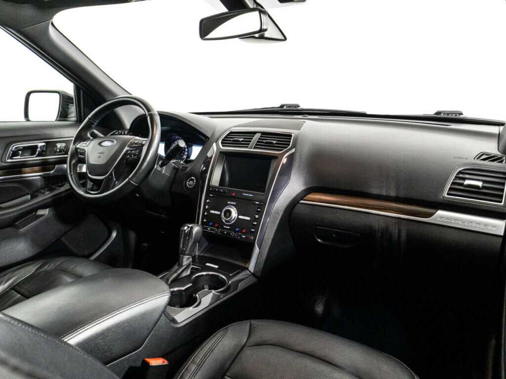 Купить Ford Explorer, 2018, 149 862 км, фото №9