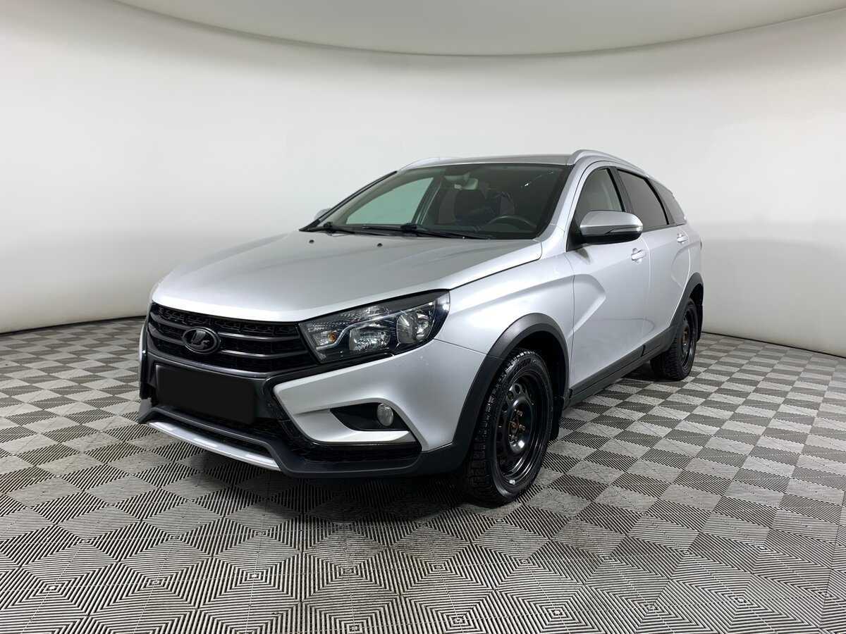 Купить Lada (ВАЗ) Vesta SW Cross, 2017, 208 000 км, фото №1